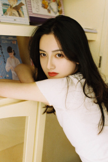 丰满的女邻居在线